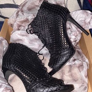 Netted Open Toe Ankle booties